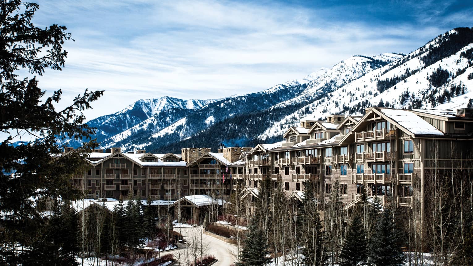 Four Seasons Resort and Residences Jackson Hole, Teton Village, United States (photo 2)