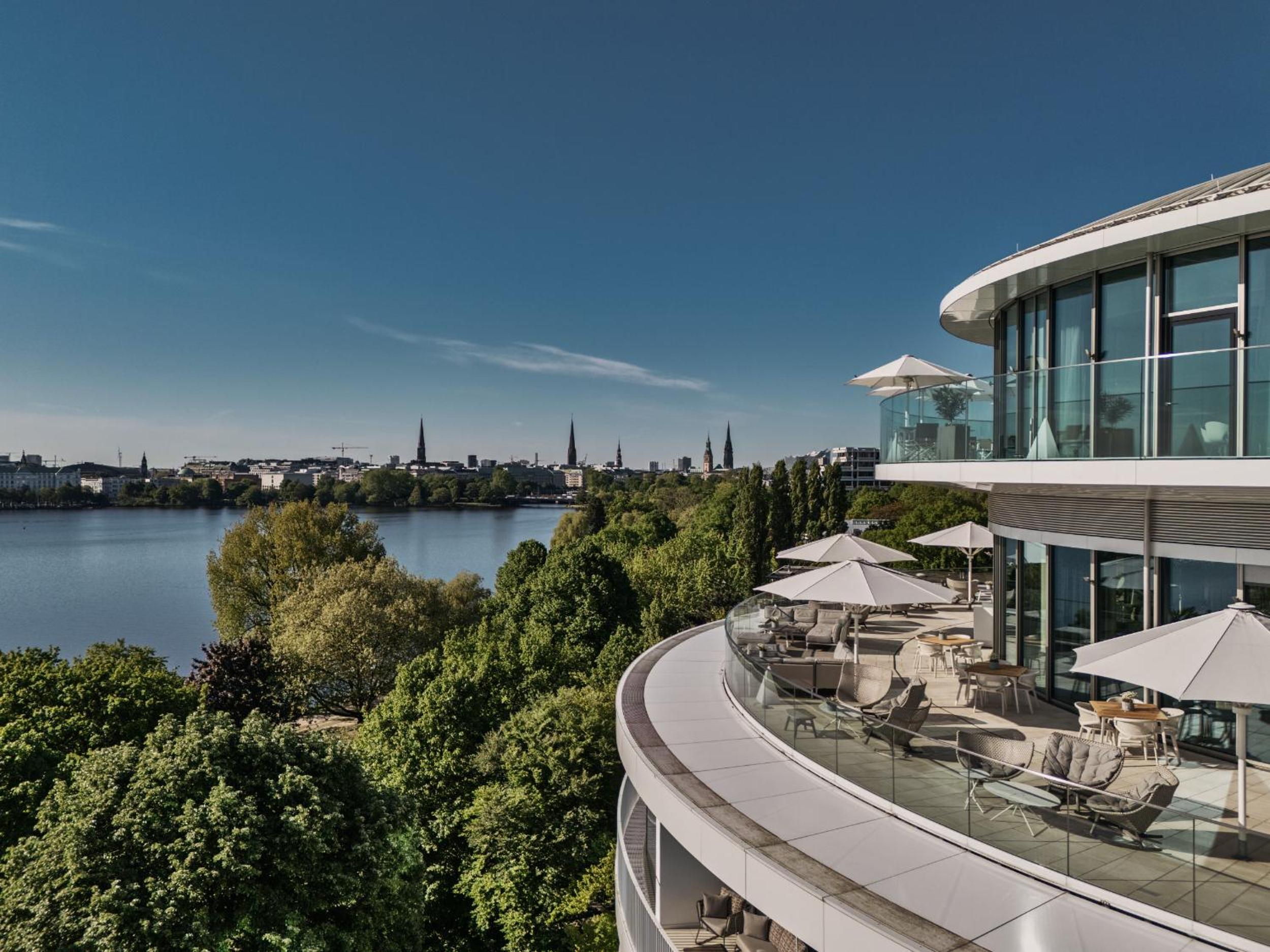 The Fontenay, Hamburg, Germany (photo 2)