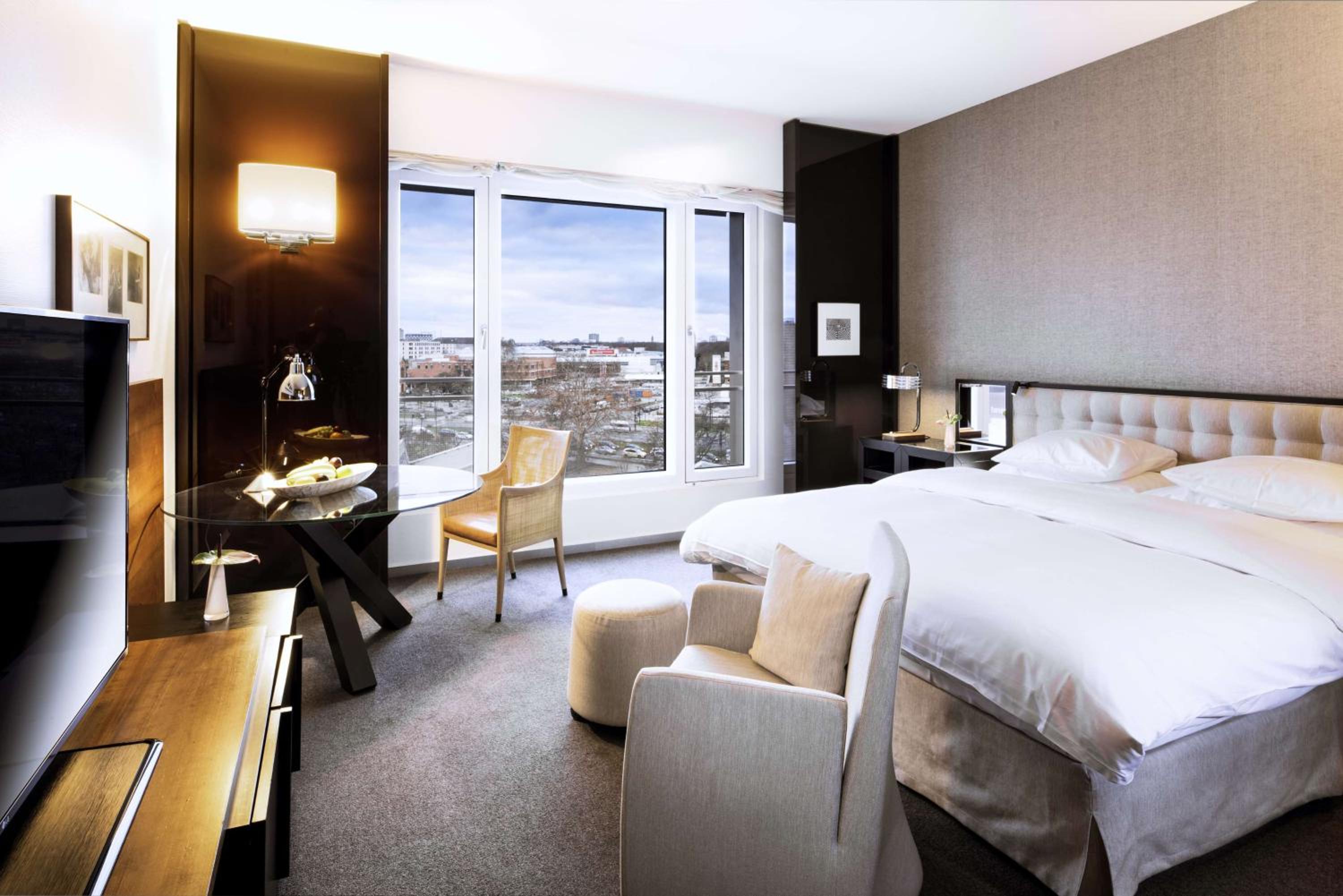 Grand Hyatt Berlin, Berlin, Germany (photo 2)
