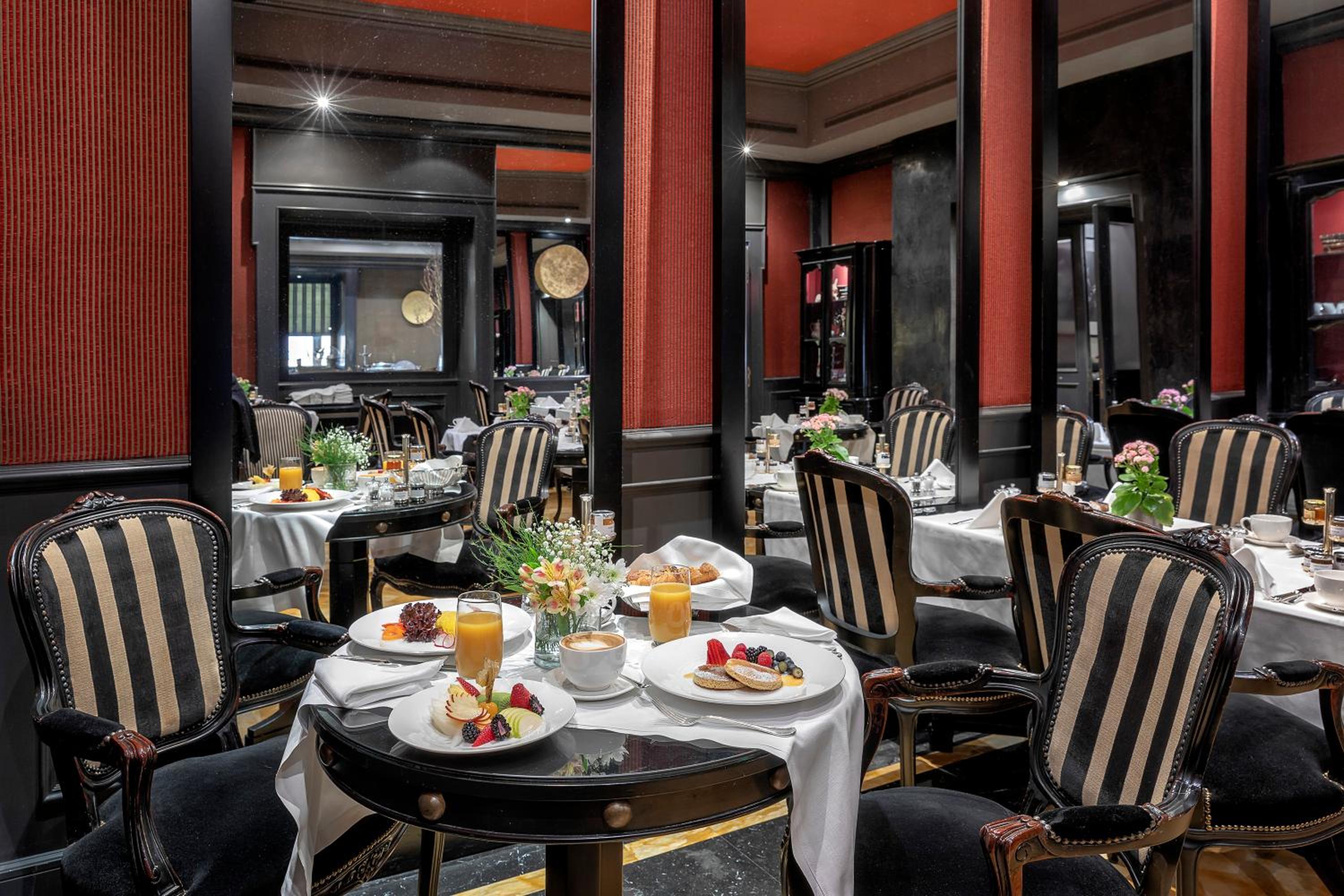Baglioni Hotel Regina, Rome, Italy (photo 7)