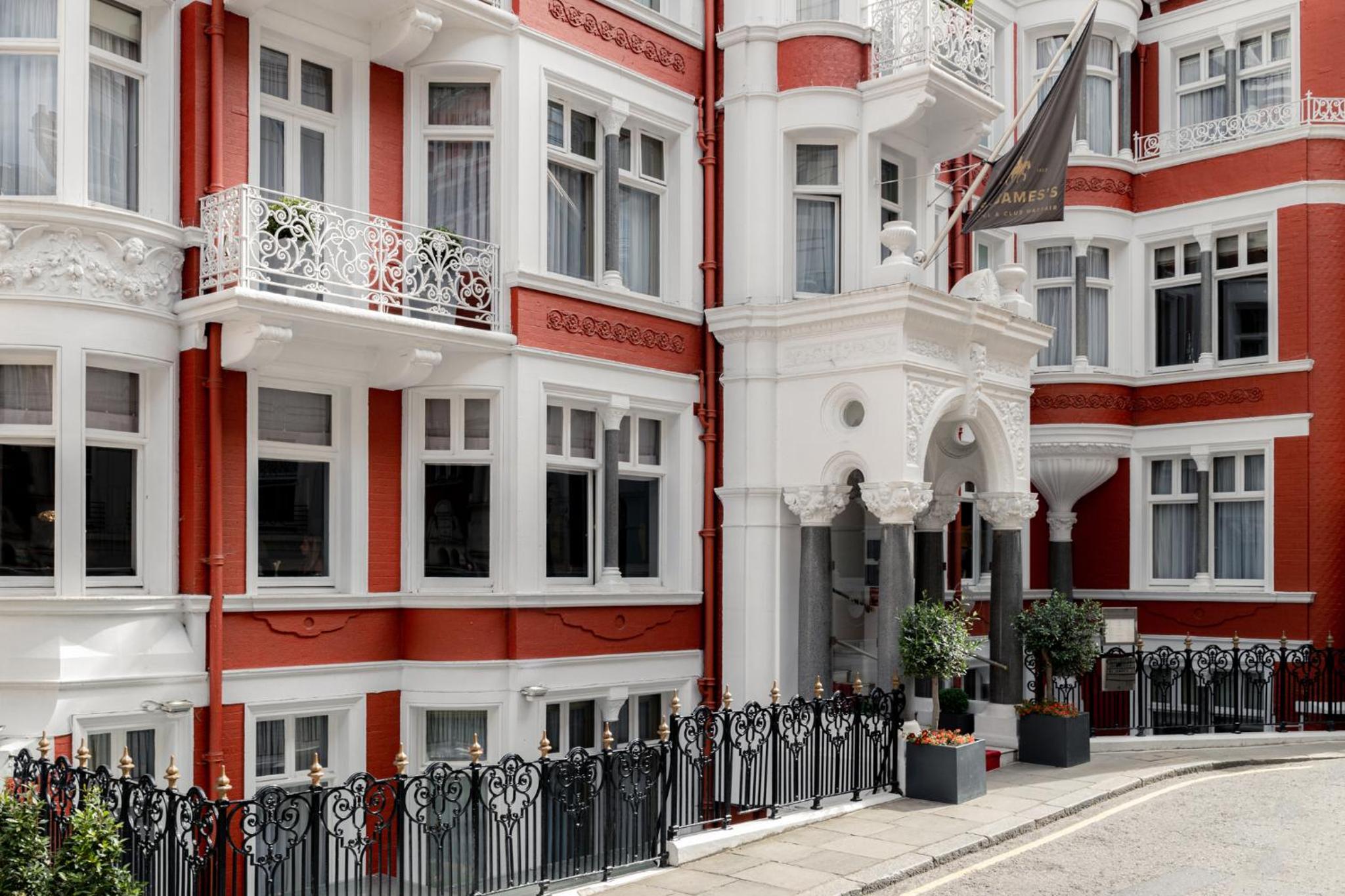 Althoff St. James's Hotel & Club