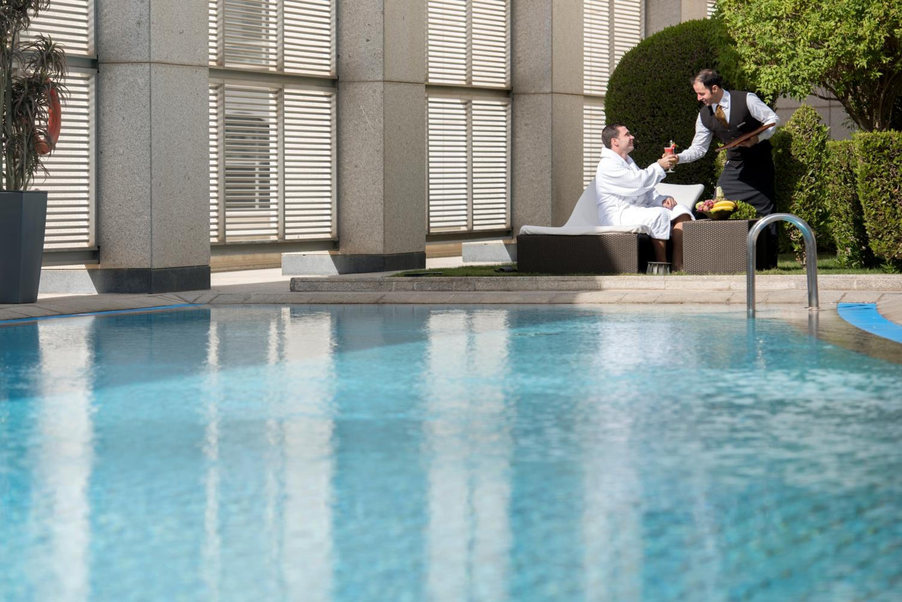 Four Seasons Hotel Riyadh at Kingdom Centre, Riyadh, Saudi Arabia (photo 6)