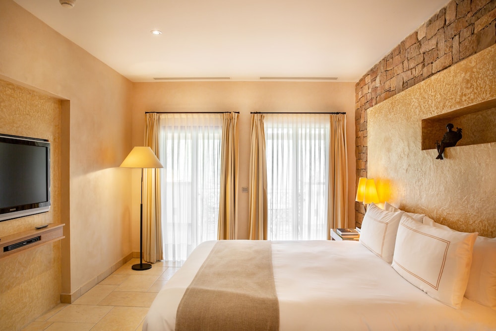 Terre Blanche Hotel Spa Golf Resort, Tourrettes, Provence, France (photo 5)