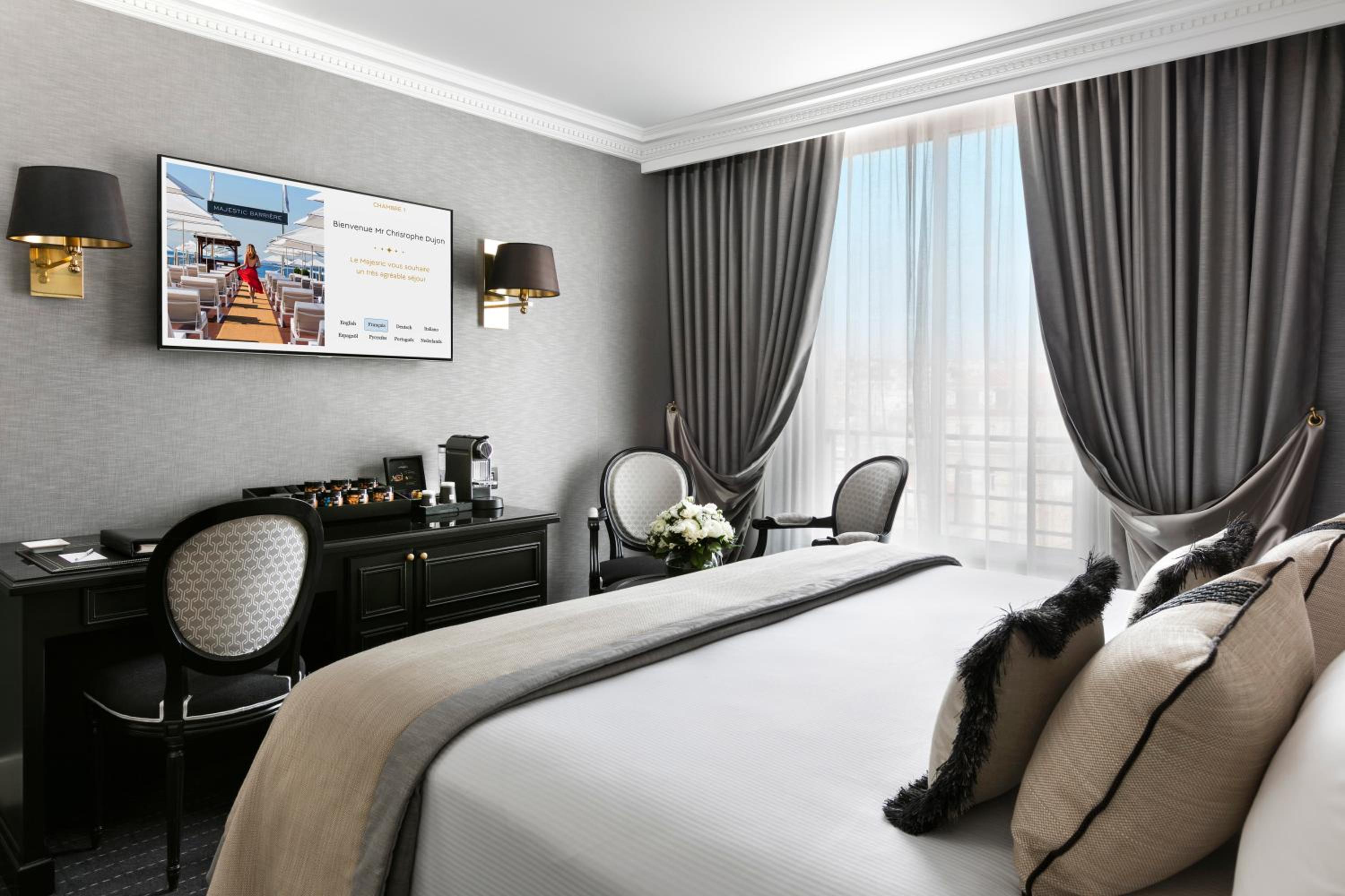 Hôtel Barrière Le Majestic Cannes, Cannes, France (photo 5)