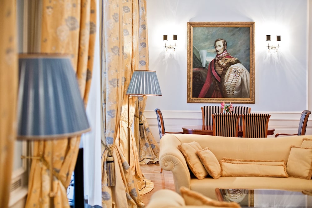 Palais Coburg, Vienna, Austria (photo 6)
