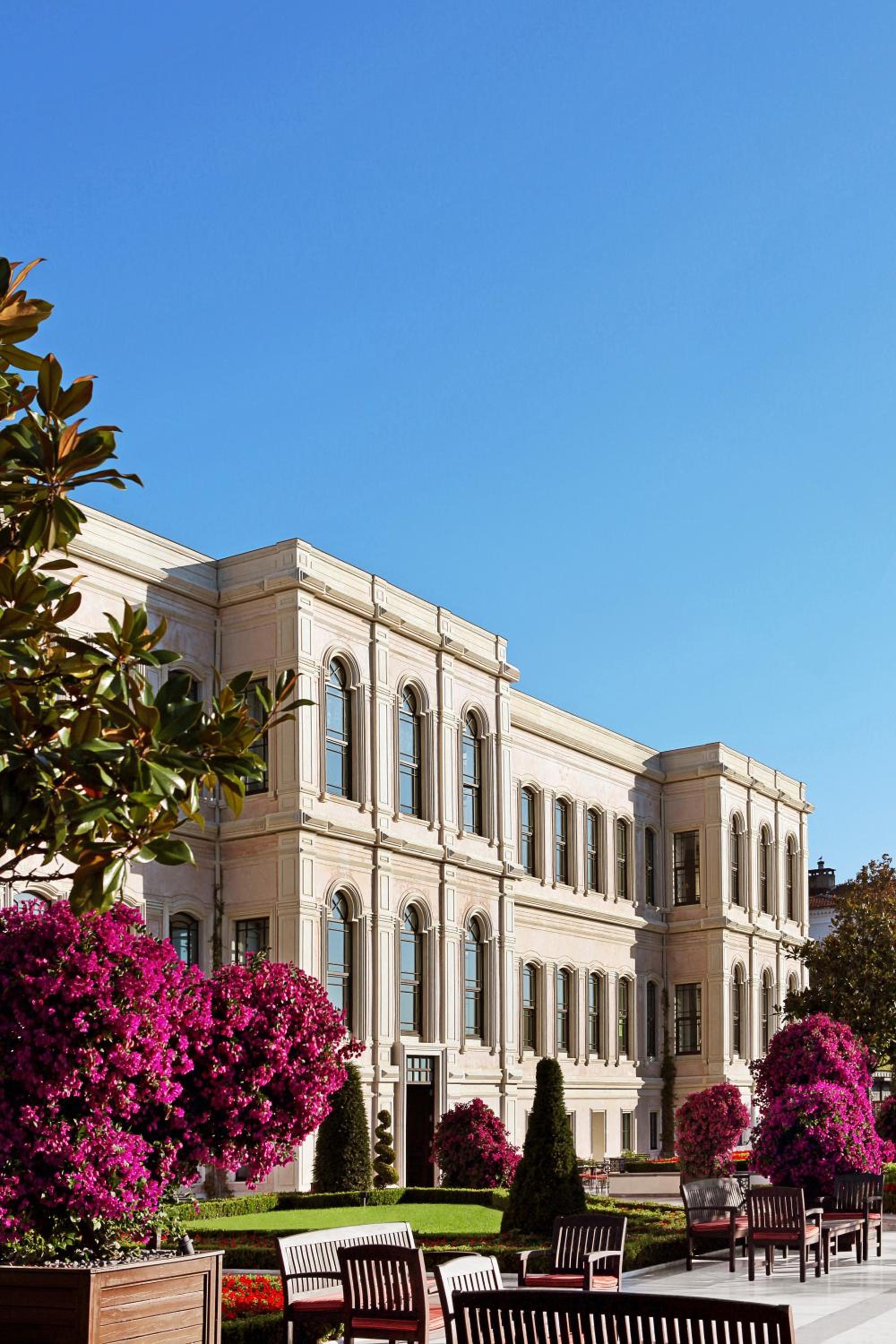 Four Seasons Hotel Istanbul at the Bosphorus, Istanbul, Turkey (photo 6)