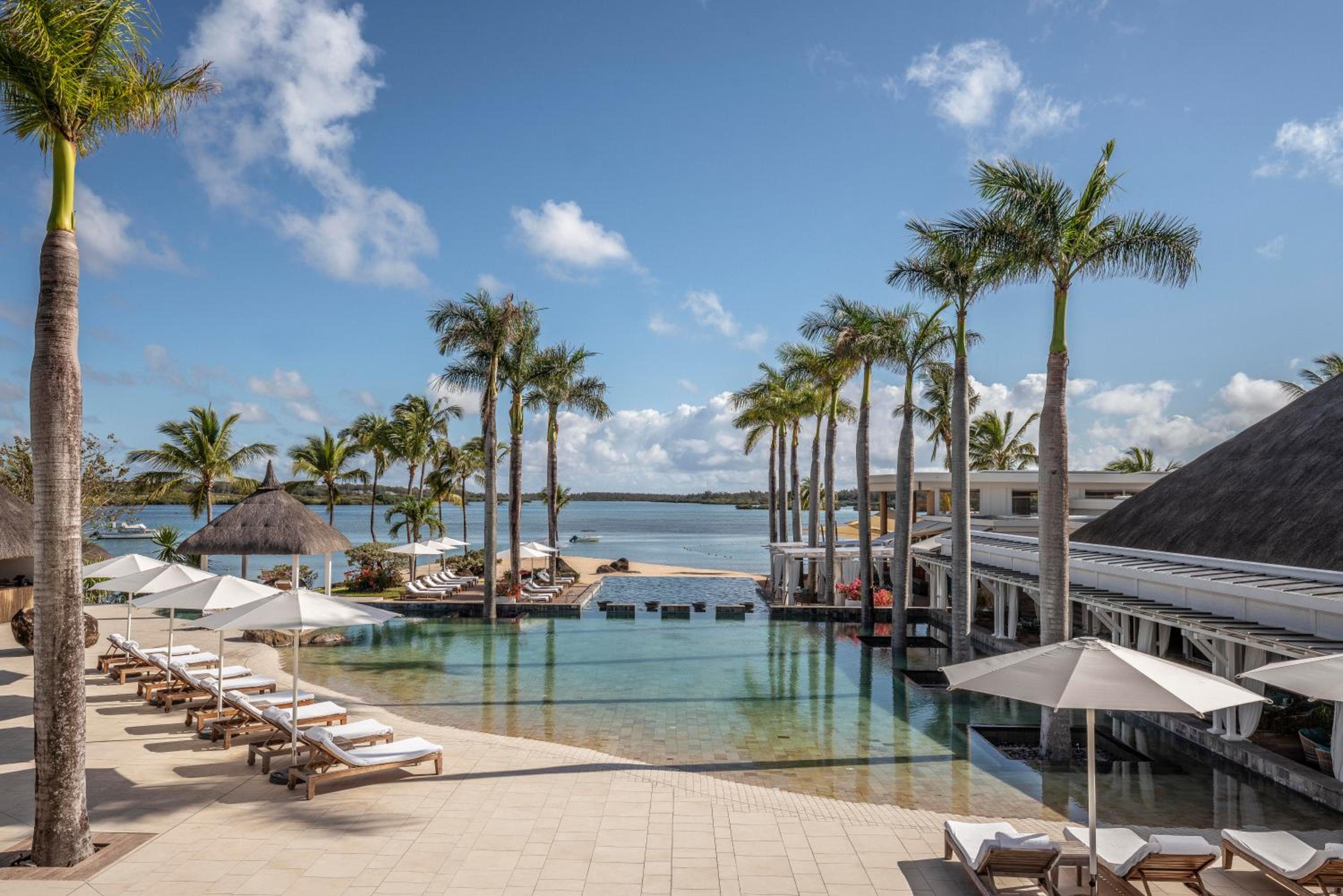 Four Seasons Resort Mauritius at Anahita, Beau Champ, Mauritius (photo 6)